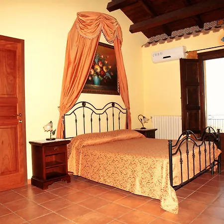 L'uliveto Reitano (Messina)